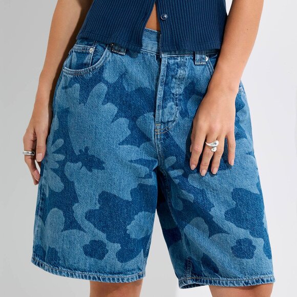 Free People Contrast Pattern Denim Bermuda Shorts 100% Cotton - Picture 2 of 3